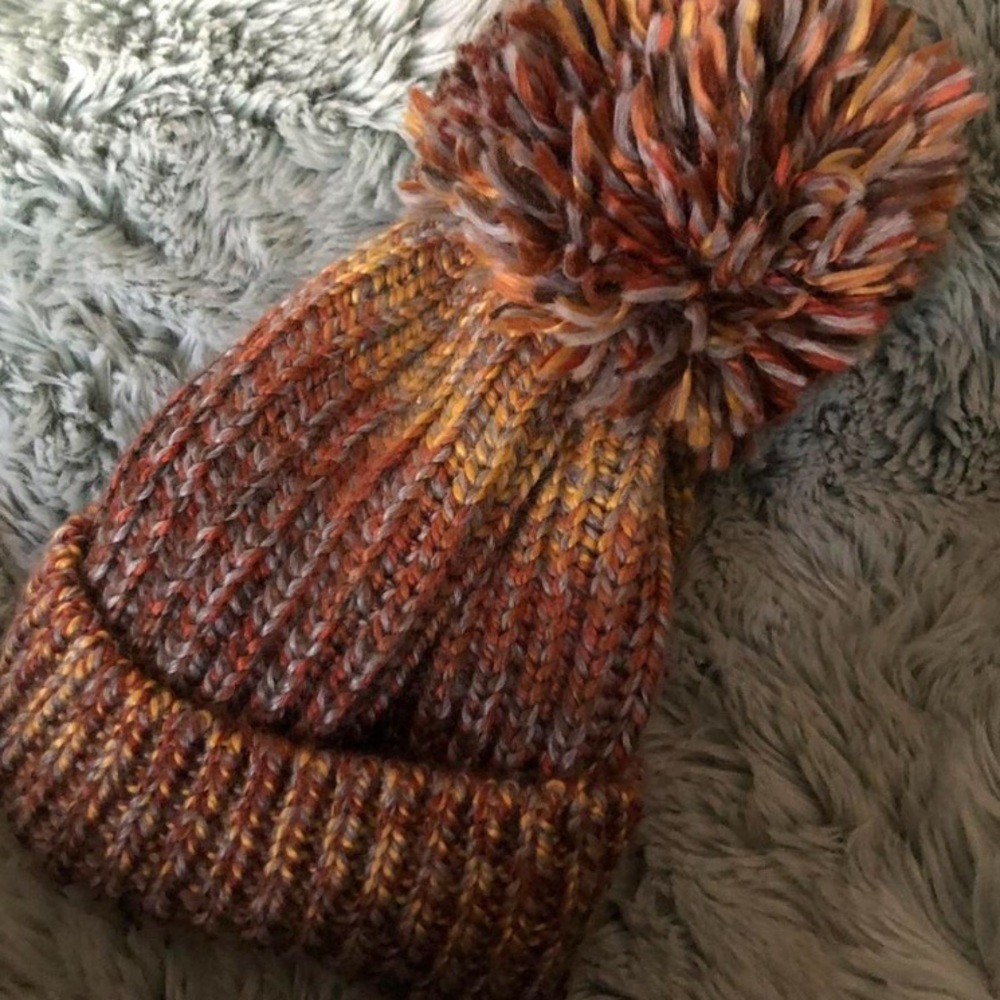 H&M Autumn Fall Knitted Beanie